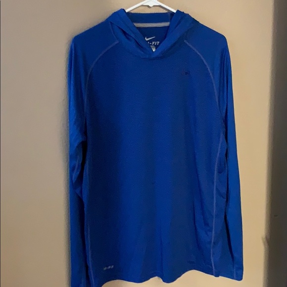 dri fit long sleeve hoodie